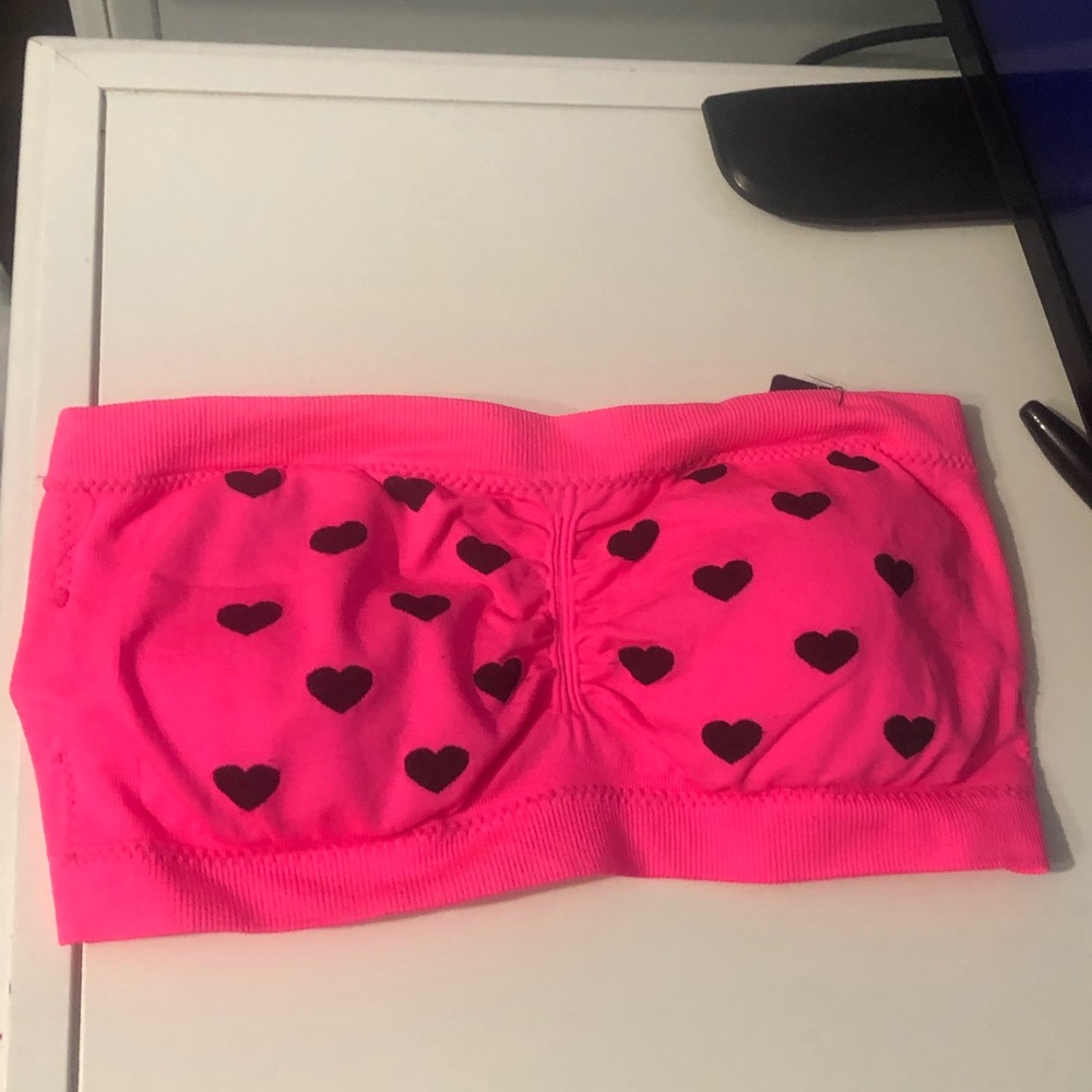 NWT maidenform pink bandeau with black hearts S